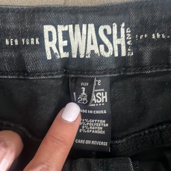 WOMENS - Super high rise mom black shorts - Size 1/25 - Picture 3 of 7